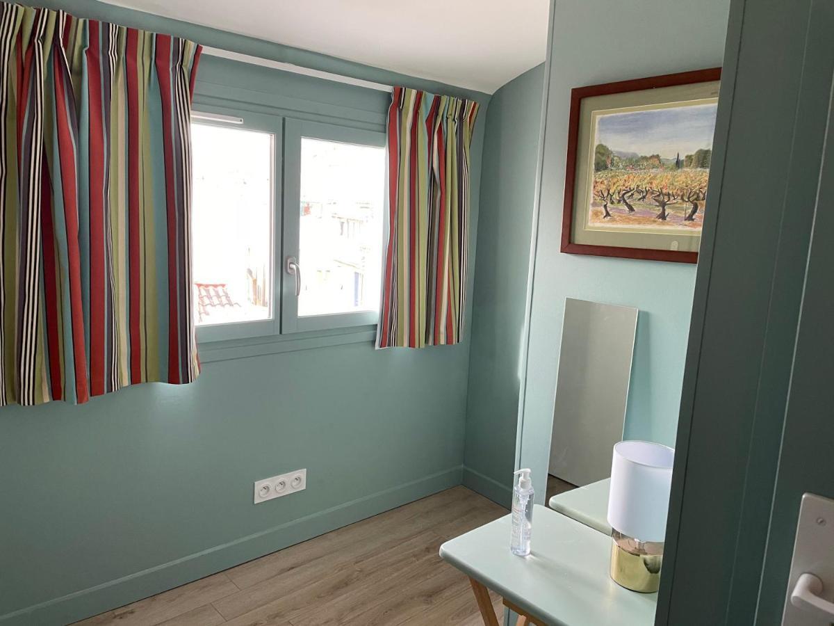 Au Coeur Du Vieux Toulon Au Calme Appartement Renove Climatise Confortable Etage Eleve Avec Ascenseur Proche Parking Et Toutes Commodites Exterior foto
