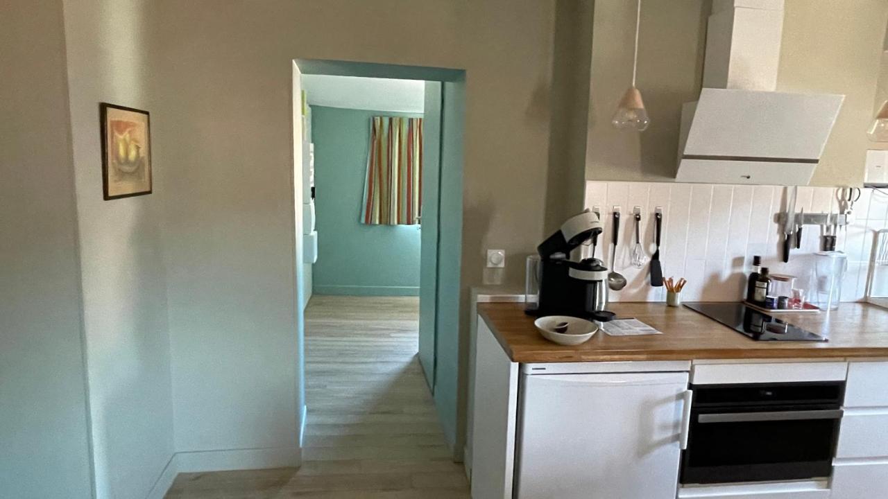 Au Coeur Du Vieux Toulon Au Calme Appartement Renove Climatise Confortable Etage Eleve Avec Ascenseur Proche Parking Et Toutes Commodites Exterior foto